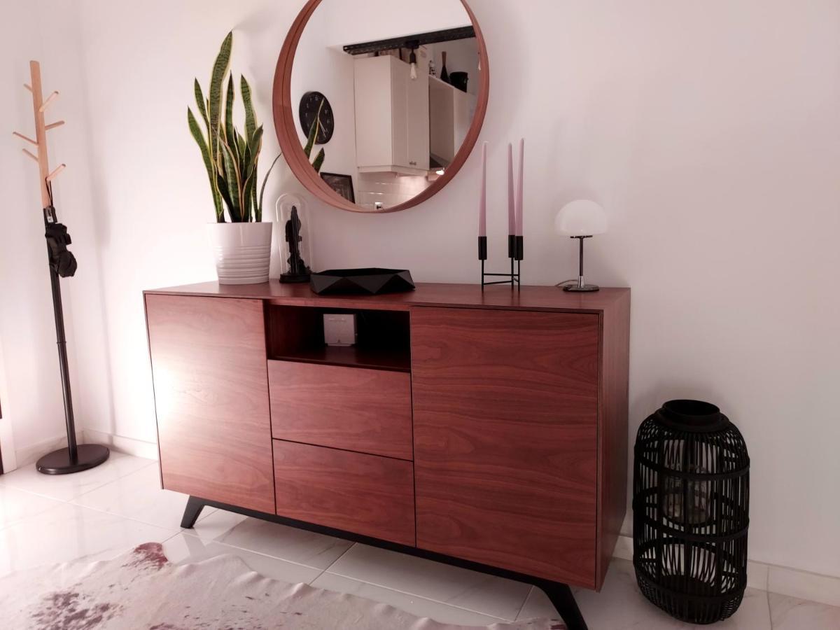 Fully Equiped Design Apartment With Excellent View/ Easy Parking เอเธนส์ ภายนอก รูปภาพ
